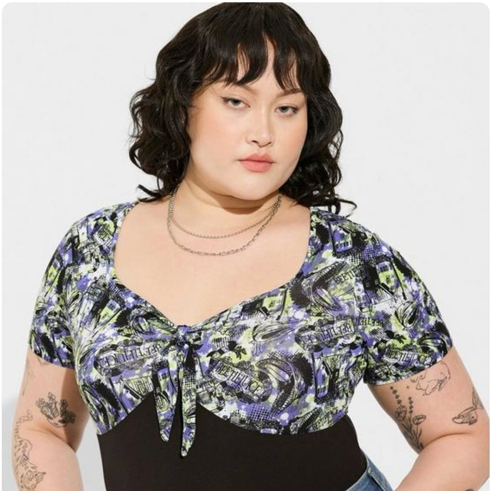 NWT Torrid “BeetleJuice” Mansion Top - Picture 2 of 15